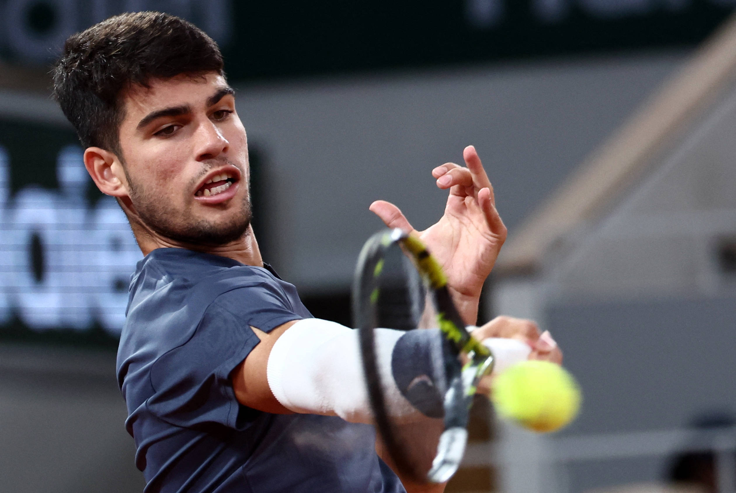 须在与韩国 须在与韩国